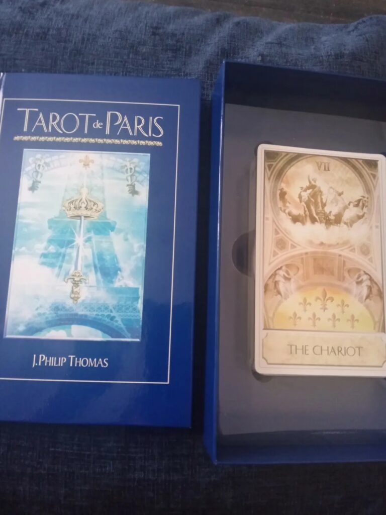 トランプ TAROT DE PARIS Tarot de Paris: Thomas, J. Philip: 9780312304225: Amazon.com